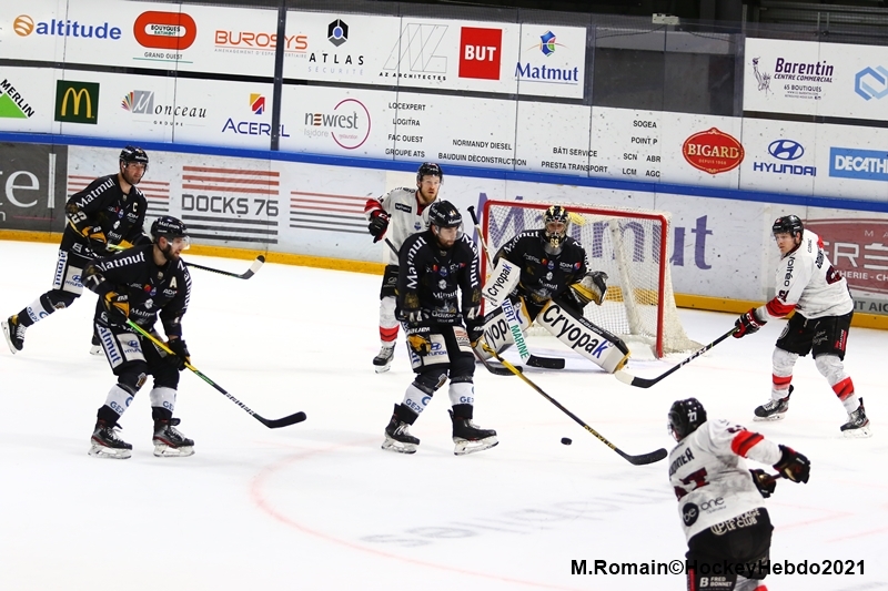 Photo hockey Ligue Magnus - Ligue Magnus : 1ère journée : Rouen vs Bordeaux - Les dragons crient victoire !