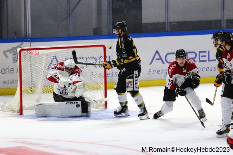 Photo hockey Ligue Magnus - Ligue Magnus : 1ere journée : Rouen vs Bordeaux - Les Dragons de Rouen tout en maitrise ! Photo hockey Ligue Magnus - Ligue Magnus : 1ere journée : Rouen vs Bordeaux - Les Dragons de Rouen tout en maitrise !