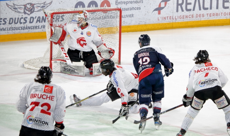 Photo hockey Ligue Magnus - Ligue Magnus : 1ère journée : Angers  vs Amiens  - Angers s\