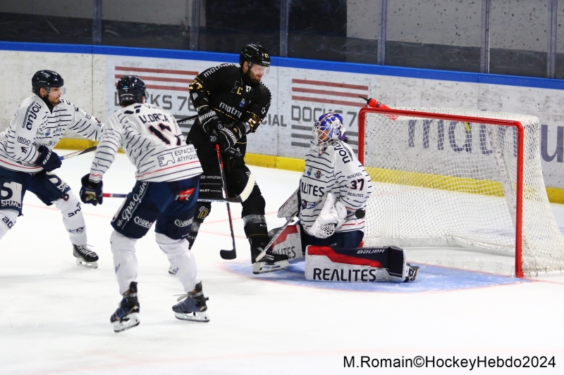 Photo hockey Ligue Magnus - Ligue Magnus : 1ère journée : Rouen vs Angers - Rouen s’impose en patron face à Angers. Photo hockey Ligue Magnus - Ligue Magnus : 1ère journée : Rouen vs Angers - Rouen s’impose en patron face à Angers.