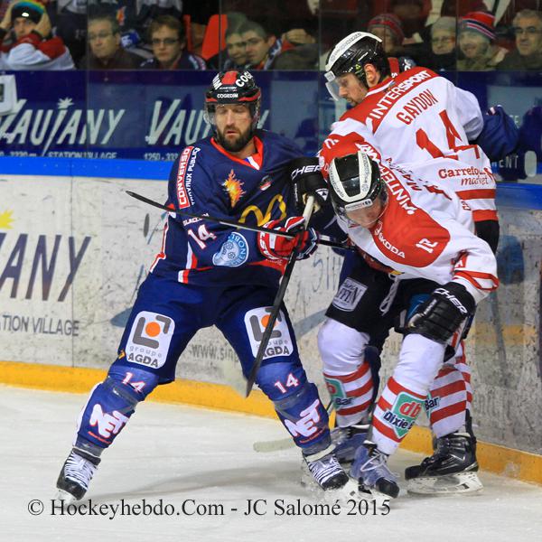 Photo hockey Ligue Magnus - Ligue Magnus : 20ème journée : Grenoble  vs Morzine-Avoriaz - Grenoble victime du commando pingouin
