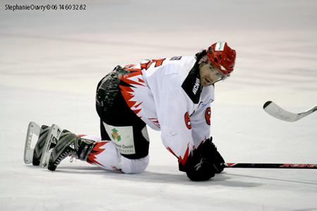 Photo hockey Ligue Magnus - Ligue Magnus : 20ème journée : Rouen vs Neuilly/Marne - Les Dragons se rassurent.