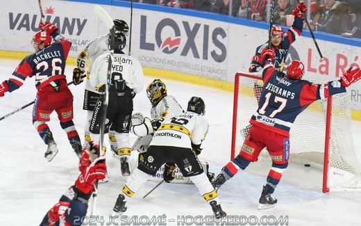 Photo hockey Ligue Magnus - Ligue Magnus : 20ème journée : Grenoble vs Rouen - Grenoble maîtrise Rouen et reste leader ! Photo hockey Ligue Magnus - Ligue Magnus : 20ème journée : Grenoble vs Rouen - Grenoble maîtrise Rouen et reste leader !