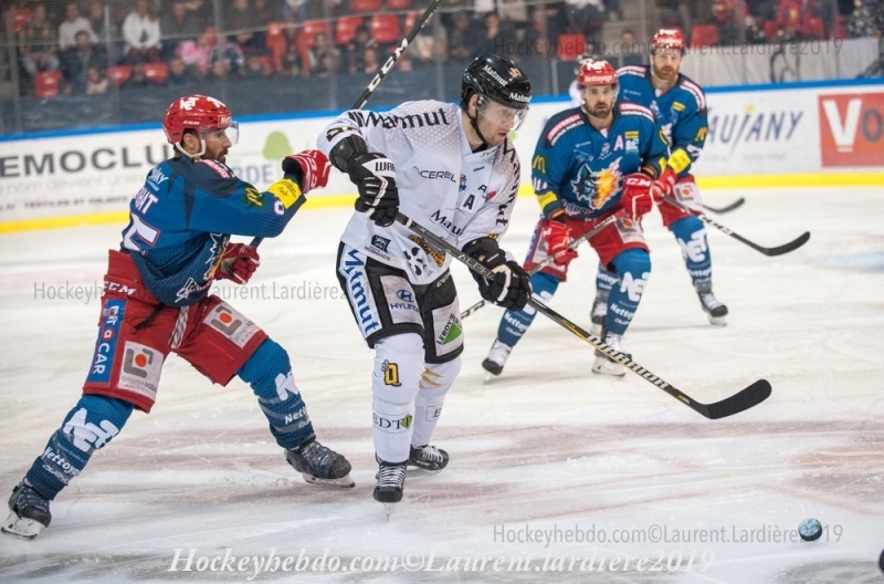 Photo hockey Ligue Magnus - Ligue Magnus : 20ème journée : Grenoble vs Rouen - Les Brûleurs De Loups au rendez-vous Photo hockey Ligue Magnus - Ligue Magnus : 20ème journée : Grenoble vs Rouen - Les Brûleurs De Loups au rendez-vous
