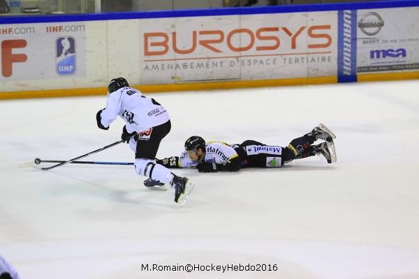 Photo hockey Ligue Magnus - Ligue Magnus : 20ème journée : Rouen vs Brest - LM : Rouen s’impose sur la fin. Photo hockey Ligue Magnus - Ligue Magnus : 20ème journée : Rouen vs Brest - LM : Rouen s’impose sur la fin.