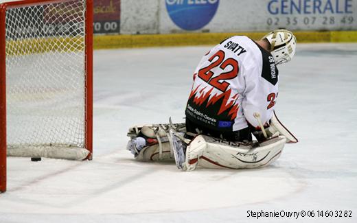 Photo hockey Ligue Magnus - Ligue Magnus : 20ème journée : Rouen vs Neuilly/Marne - Les Dragons se rassurent. Photo hockey Ligue Magnus - Ligue Magnus : 20ème journée : Rouen vs Neuilly/Marne - Les Dragons se rassurent.