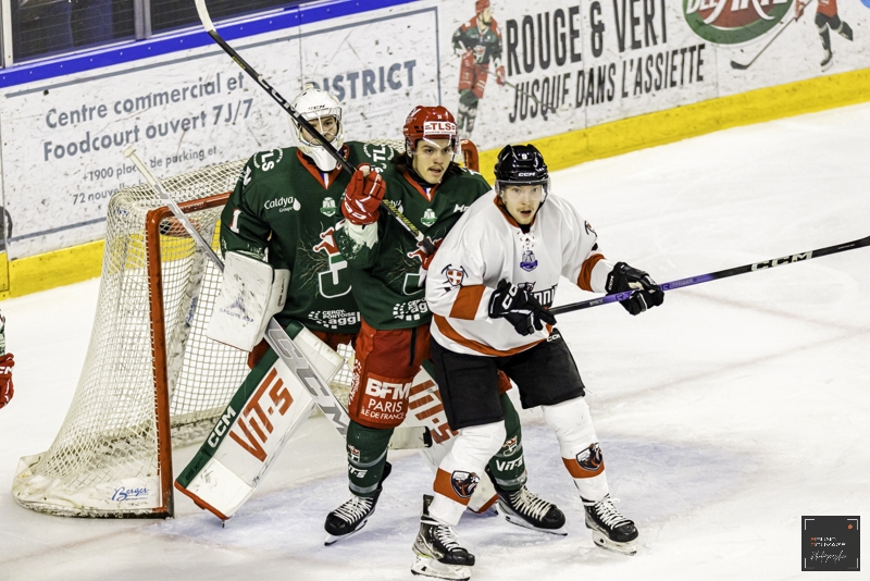 Photo hockey Ligue Magnus - Ligue Magnus : 21ème journée : Cergy-Pontoise vs Chamonix  - Chamonix réussit presque le coup parfait à Cergy