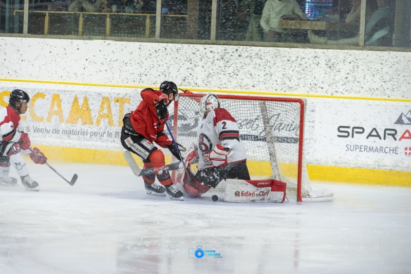 Photo hockey Ligue Magnus - Ligue Magnus : 21ème journée : Chamonix  vs Briançon  - Les Pionniers retrouvent le cap !