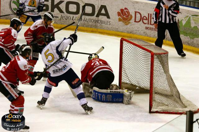 Photo hockey Ligue Magnus - Ligue Magnus : 21ème journée : Morzine-Avoriaz vs Chamonix  - Les Chamois au finish