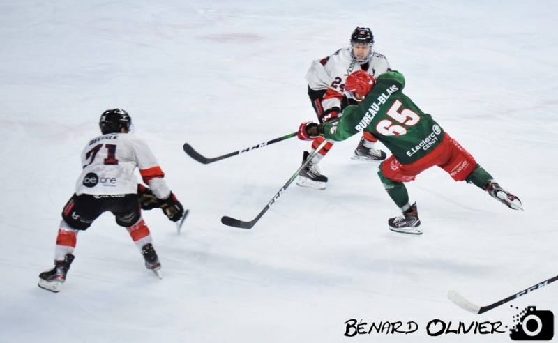 Photo hockey Ligue Magnus - Ligue Magnus : 21ème journée : Cergy-Pontoise vs Bordeaux - Les Boxers croquent les Jokers Photo hockey Ligue Magnus - Ligue Magnus : 21ème journée : Cergy-Pontoise vs Bordeaux - Les Boxers croquent les Jokers