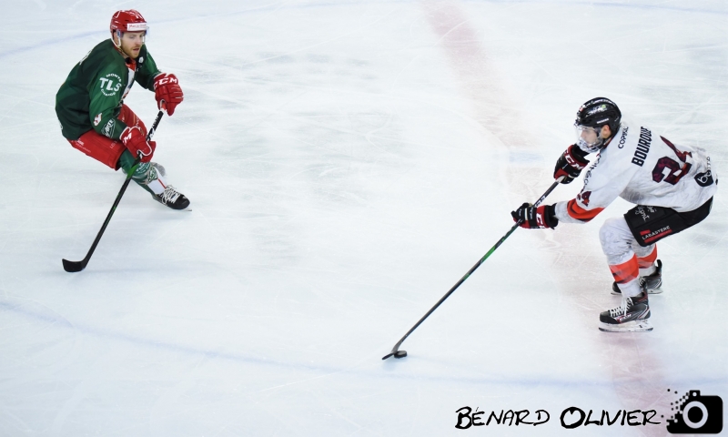Photo hockey Ligue Magnus - Ligue Magnus : 21ème journée : Cergy-Pontoise vs Bordeaux - Les Boxers croquent les Jokers Photo hockey Ligue Magnus - Ligue Magnus : 21ème journée : Cergy-Pontoise vs Bordeaux - Les Boxers croquent les Jokers