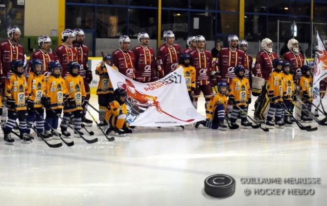 Photo hockey Ligue Magnus - Ligue Magnus : 22ème journée : Dijon vs Briançon - Sortie de l\ Photo hockey Ligue Magnus - Ligue Magnus : 22ème journée : Dijon vs Briançon - Sortie de l\