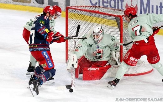 Photo hockey Ligue Magnus - Ligue Magnus : 22ème journée : Grenoble vs Cergy-Pontoise - Grenoble solide 3e de Magnus Photo hockey Ligue Magnus - Ligue Magnus : 22ème journée : Grenoble vs Cergy-Pontoise - Grenoble solide 3e de Magnus