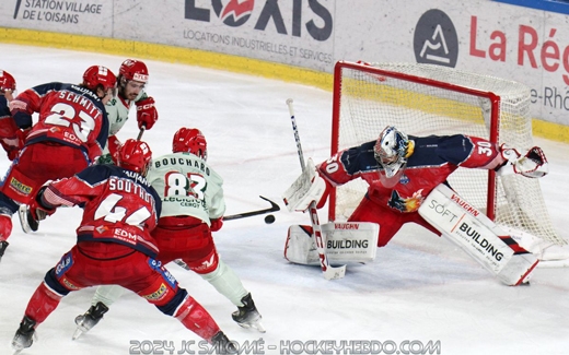Photo hockey Ligue Magnus - Ligue Magnus : 22ème journée : Grenoble vs Cergy-Pontoise - Les grenoblois chahutés mais vainqueurs Photo hockey Ligue Magnus - Ligue Magnus : 22ème journée : Grenoble vs Cergy-Pontoise - Les grenoblois chahutés mais vainqueurs