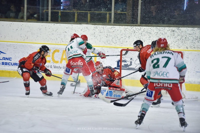 Photo hockey Ligue Magnus - Ligue Magnus : 23ème journée : Chamonix  vs Anglet - Les Pionniers déroulent !