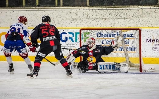 Photo hockey Ligue Magnus - Ligue Magnus : 23ème journée : Chamonix  vs Lyon - Les Lions dominés par les Pionniers