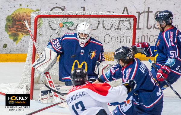 Photo hockey Ligue Magnus - Ligue Magnus : 23ème journée : Grenoble  vs Angers  - Grenoble monte sur le podium