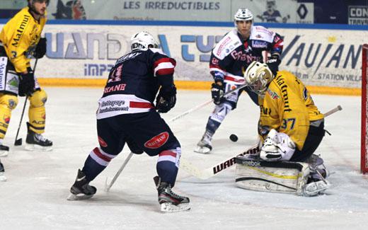 Photo hockey Ligue Magnus - Ligue Magnus : 24ème journée  : Grenoble  vs Rouen - Grenoble : match référence ?