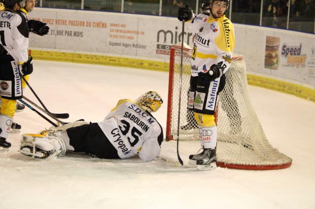 Photo hockey Ligue Magnus - Ligue Magnus : 24ème journée : Angers  vs Rouen - Trop juste