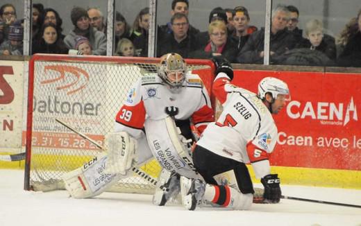 Photo hockey Ligue Magnus - Ligue Magnus : 24ème journée : Caen  vs Briançon  - Briançon déroule à Caen