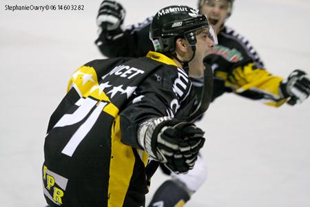 Photo hockey Ligue Magnus - Ligue Magnus : 24ème journée : Rouen vs Grenoble  - Les Dragons l’emportent sur la fin