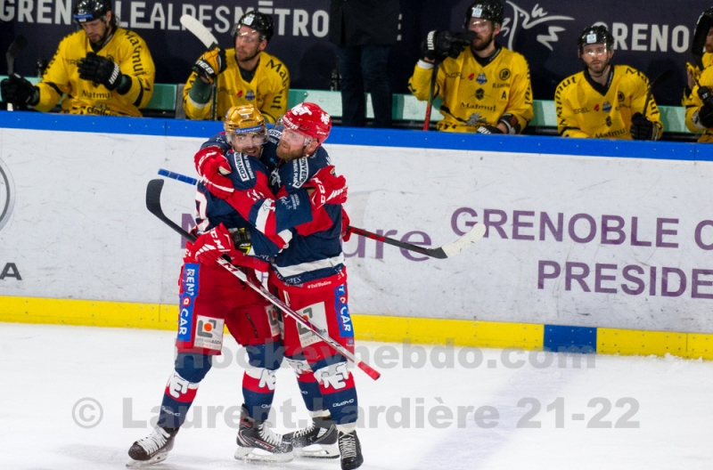 Photo hockey Ligue Magnus - Ligue Magnus : 24ème journée : Grenoble vs Rouen - Grenoble bat le champion en titre ! Photo hockey Ligue Magnus - Ligue Magnus : 24ème journée : Grenoble vs Rouen - Grenoble bat le champion en titre !