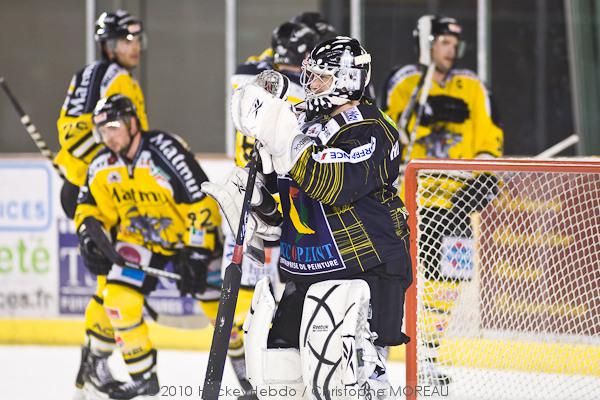 Photo hockey Ligue Magnus - Ligue Magnus : 24ème journée : Strasbourg vs Rouen - Mallette puissance 4 Photo hockey Ligue Magnus - Ligue Magnus : 24ème journée : Strasbourg vs Rouen - Mallette puissance 4