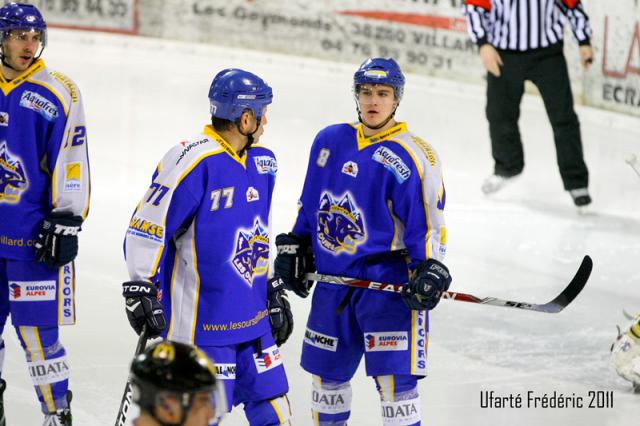 Photo hockey Ligue Magnus - Ligue Magnus : 24ème journée : Villard-de-Lans vs Amiens - Folle course poursuite Photo hockey Ligue Magnus - Ligue Magnus : 24ème journée : Villard-de-Lans vs Amiens - Folle course poursuite