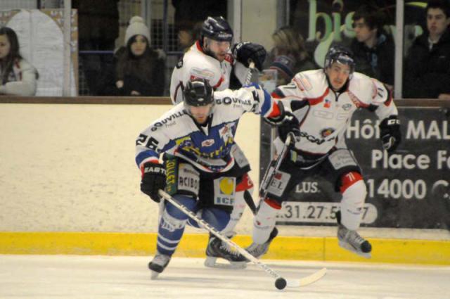 Photo hockey Ligue Magnus - Ligue Magnus : 25ème journée  : Caen  vs Angers  - Angers prépare bien sa Finale