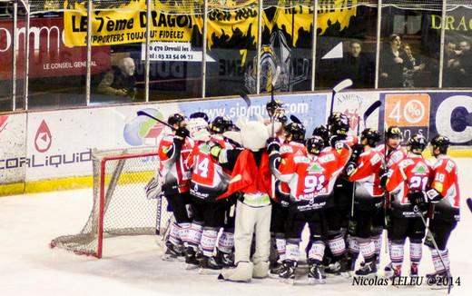 Photo hockey Ligue Magnus - Ligue Magnus : 26ème journée : Amiens vs Rouen - Les Gothiques font taire les Dragons Photo hockey Ligue Magnus - Ligue Magnus : 26ème journée : Amiens vs Rouen - Les Gothiques font taire les Dragons