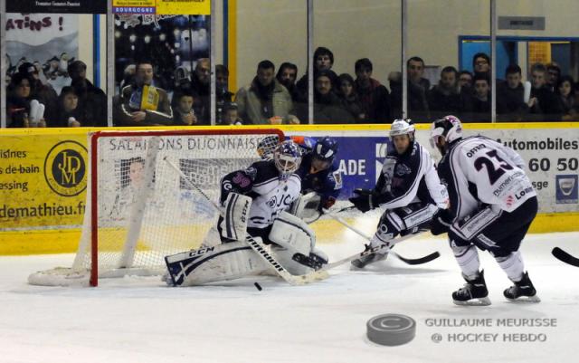 Photo hockey Ligue Magnus - Ligue Magnus : 26ème journée : Dijon vs Epinal - Massacre de la Saint Valentin Photo hockey Ligue Magnus - Ligue Magnus : 26ème journée : Dijon vs Epinal - Massacre de la Saint Valentin