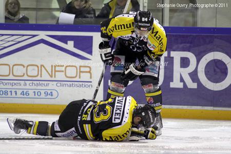 Photo hockey Ligue Magnus - Ligue Magnus : 26ème journée : Rouen vs Amiens  - Rouen conforte son leadership