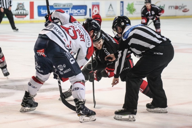 Photo hockey Ligue Magnus - Ligue Magnus : 26ème journée : Bordeaux vs Angers - Danick offre la victoire aux Ducs Photo hockey Ligue Magnus - Ligue Magnus : 26ème journée : Bordeaux vs Angers - Danick offre la victoire aux Ducs