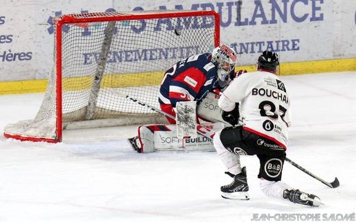 Photo hockey Ligue Magnus - Ligue Magnus : 26ème journée : Grenoble vs Amiens - Amiens surclasse Grenoble ! Photo hockey Ligue Magnus - Ligue Magnus : 26ème journée : Grenoble vs Amiens - Amiens surclasse Grenoble !