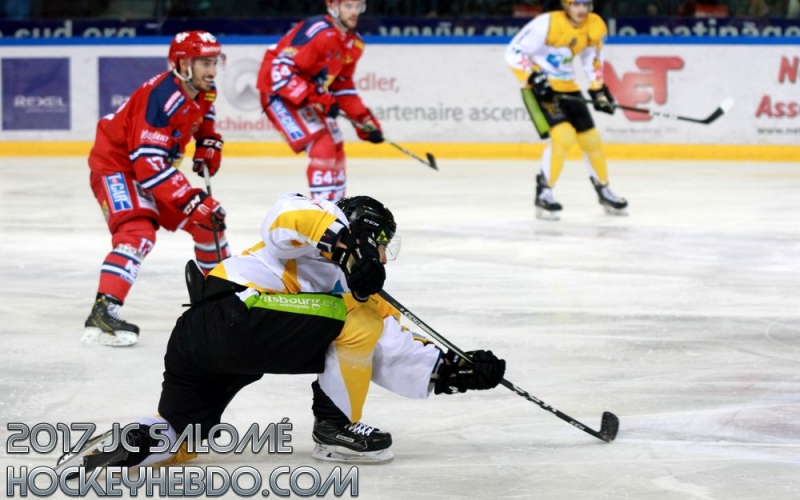 Photo hockey Ligue Magnus - Ligue Magnus : 26ème journée : Grenoble vs Strasbourg - Premier contre dernier ! Photo hockey Ligue Magnus - Ligue Magnus : 26ème journée : Grenoble vs Strasbourg - Premier contre dernier !