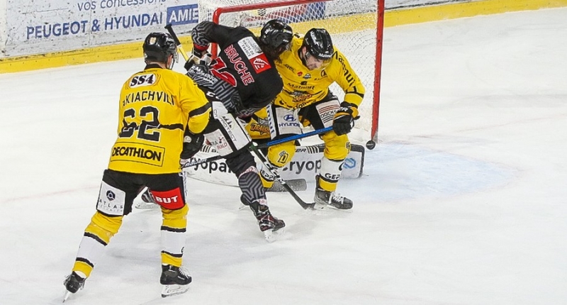 Photo hockey Ligue Magnus - Ligue Magnus : 27ème journée : Amiens  vs Rouen - Force est restée aux Dragons
