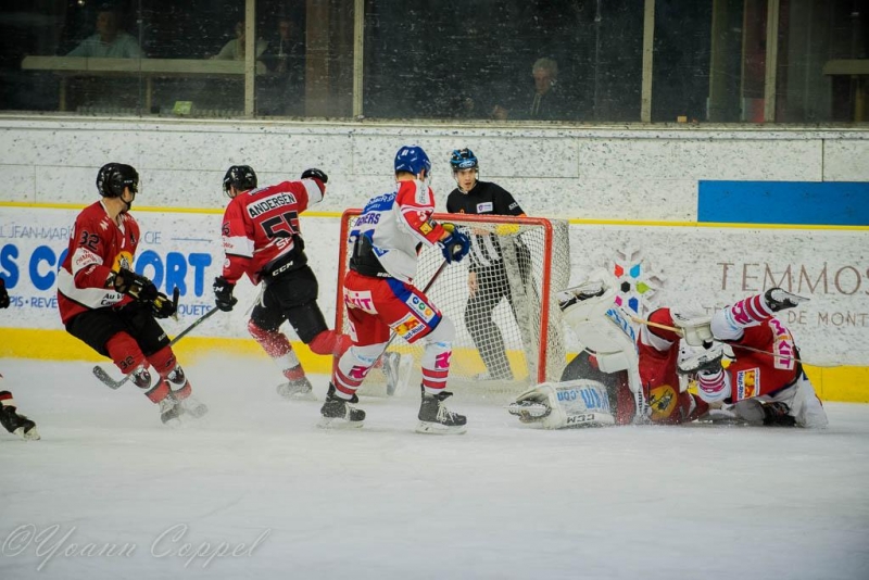 Photo hockey Ligue Magnus - Ligue Magnus : 27ème journée : Chamonix  vs Mulhouse - Réaction à point nommé de Chamonix