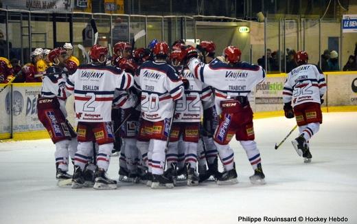 Photo hockey Ligue Magnus - Ligue Magnus : 27ème journée : Dijon vs Grenoble - LM : La série continue Photo hockey Ligue Magnus - Ligue Magnus : 27ème journée : Dijon vs Grenoble - LM : La série continue
