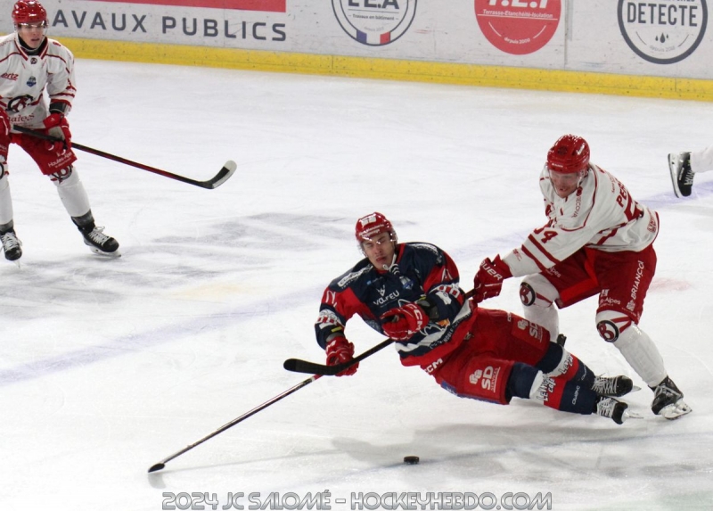 Photo hockey Ligue Magnus - Ligue Magnus : 27ème journée : Grenoble  vs Briançon  - Grenoble trop fort pour Briançon