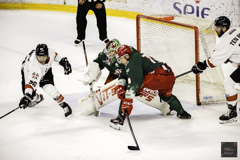 Photo hockey Ligue Magnus - Ligue Magnus : 28ème journée : Cergy-Pontoise vs Chamonix  - Beau cadeau de noël pour Chamonix