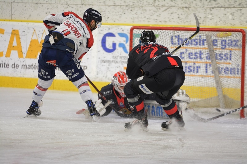 Photo hockey Ligue Magnus - Ligue Magnus : 28ème journée : Chamonix  vs Angers  - Dernier match de l