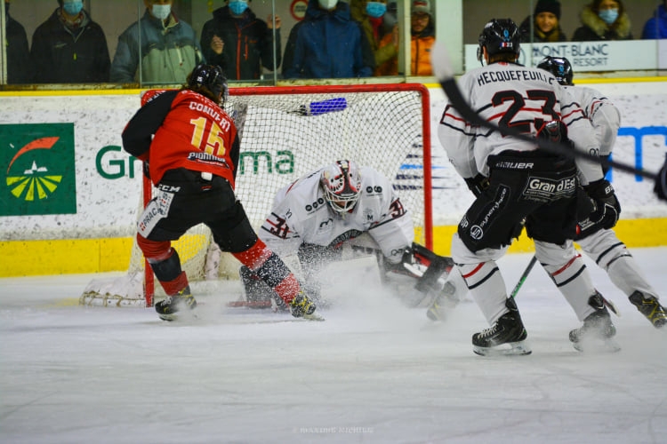 Photo hockey Ligue Magnus - Ligue Magnus : 28ème journée : Chamonix  vs Mulhouse - Chamonix reçu 4/4 face à Mulhouse
