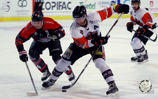 Photo hockey Ligue Magnus - Ligue Magnus : 29ème journée : Bordeaux vs Epinal  - Ronan Quemener réussit sa première... at home ! 