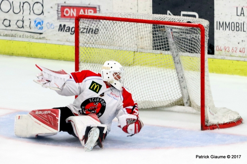Photo hockey Ligue Magnus - Ligue Magnus : 29ème journée : Lyon vs Mulhouse - Mulhouse pousse Lyon en prolongation.