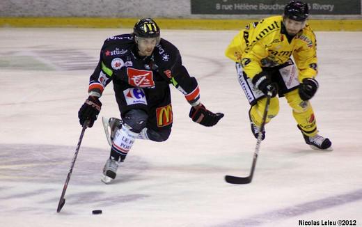 Photo hockey Ligue Magnus - Ligue Magnus : 2ème journée  : Amiens  vs Rouen - Les Gothiques enfoncent les Dragons