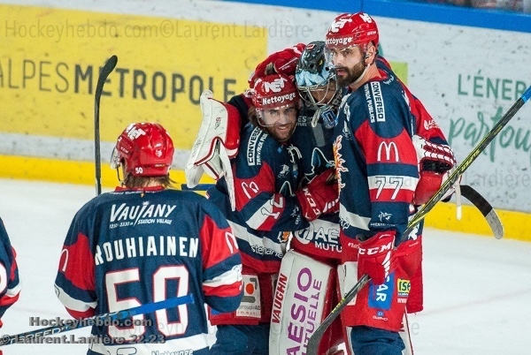 Photo hockey Ligue Magnus - Ligue Magnus : 2ème journée  : Grenoble  vs Rouen - Grenoble intraitable à domicile