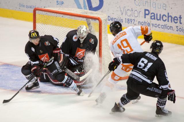 Photo hockey Ligue Magnus - Ligue Magnus : 2ème journée : Amiens  vs Epinal  - Le Gamyo est maudit au Coliseum 