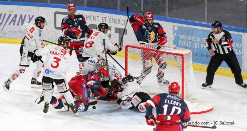 Photo hockey Ligue Magnus - Ligue Magnus : 2ème journée : Grenoble  vs Amiens  - Dix de suite !