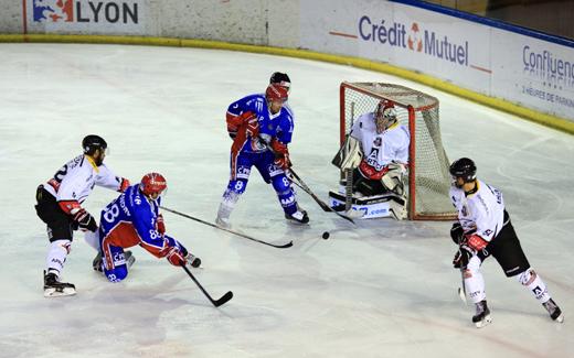 Photo hockey Ligue Magnus - Ligue Magnus : 2ème journée : Lyon vs Nice - Nice emporte la victoire à Charlemagne