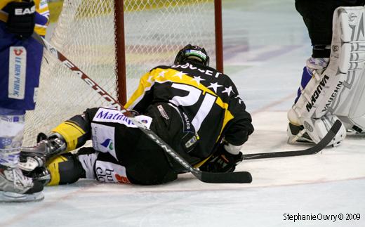Photo hockey Ligue Magnus - Ligue Magnus : 2ème journée : Rouen vs Dijon  - Des dragons mangés à la sauce dijonnaise! 